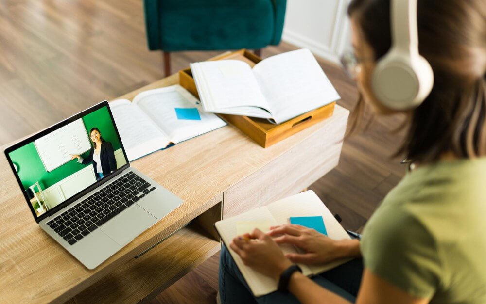 Las 10 mejores universidades para estudiar Psicología online